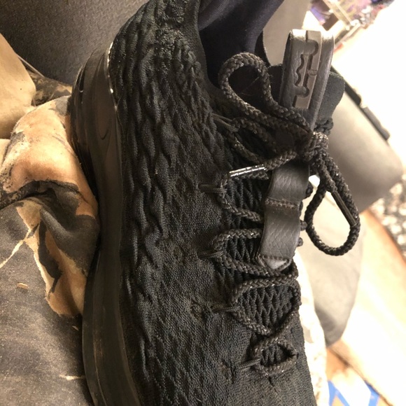 Nike LeBron James 15 XV Low Triple Black main image 2